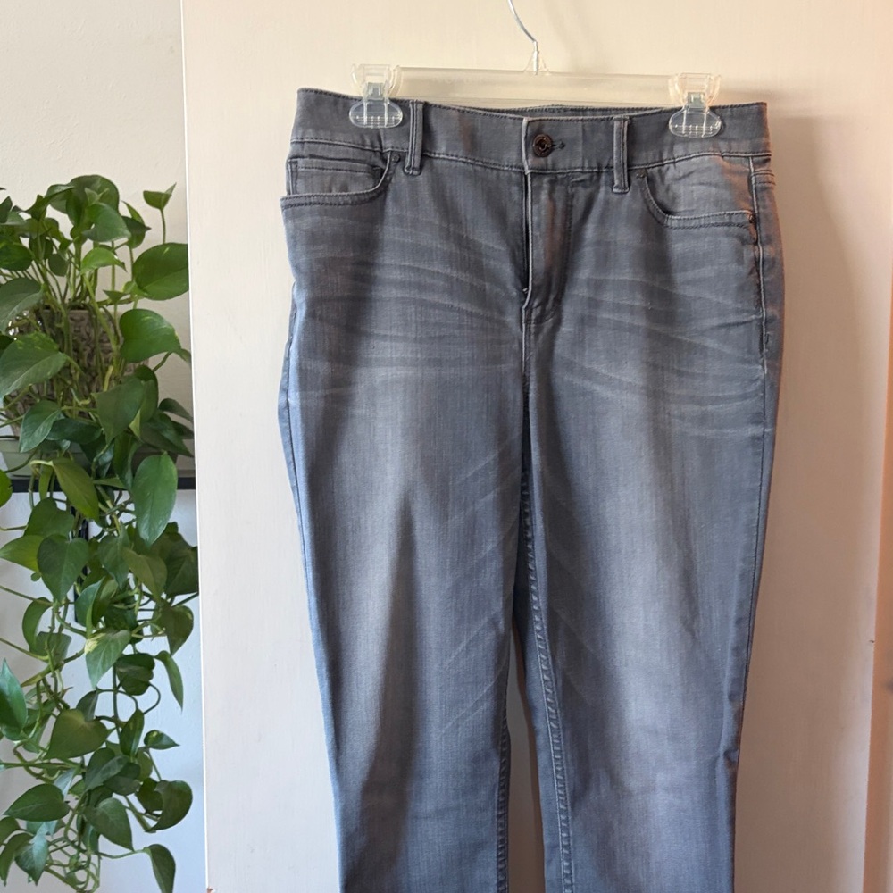 Women's Skinny Jeans in Gray